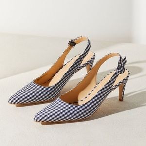 BNIB Urban Outfitters Lucy slingback kitten heels